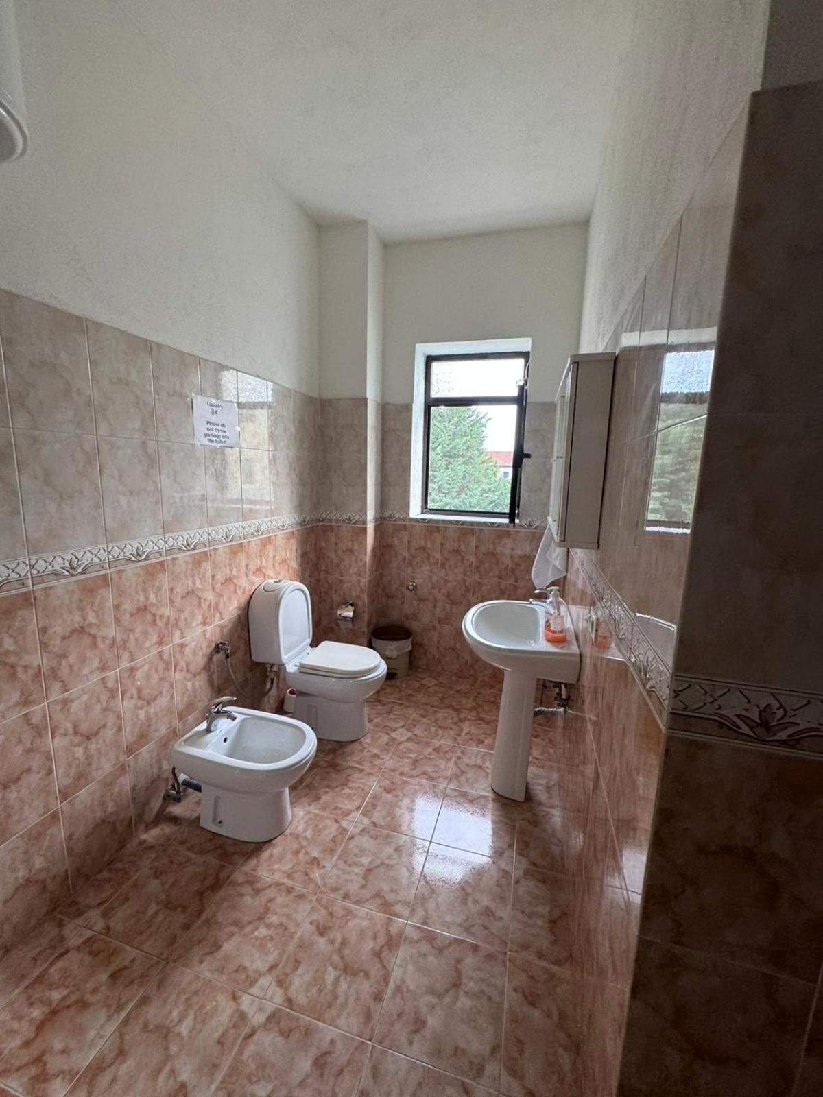 Blissful Hostel Шкодер Экстерьер фото