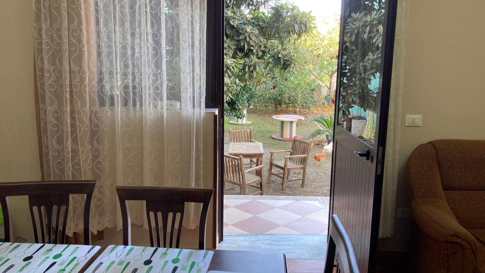 Blissful Hostel Шкодер Экстерьер фото