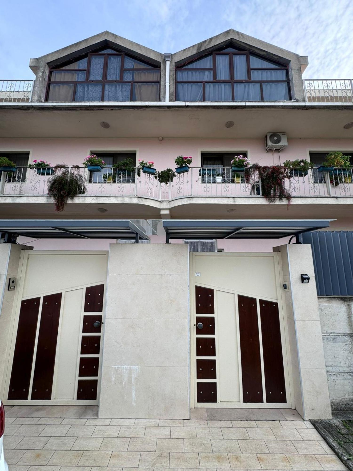 Blissful Hostel Шкодер Экстерьер фото